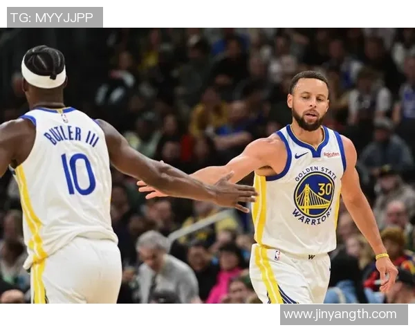 勇士与篮网即将对决赛前热身分析与球员状态前瞻